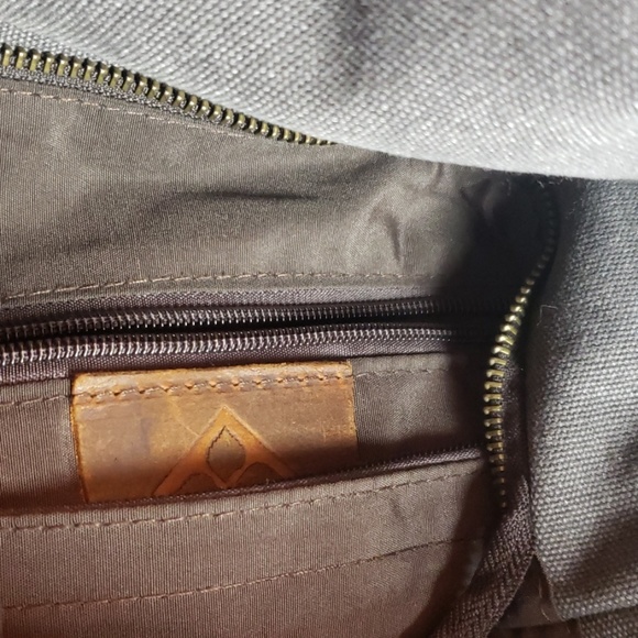 Tom Clover leather and canvas bag tote - Picture 7 of 7